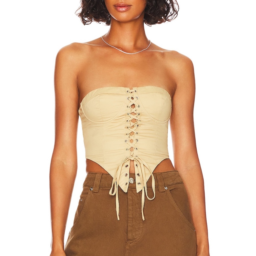 Superdown Ashlyn Lace Up Top In Beige